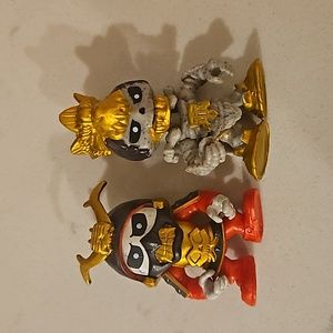 Moose Toy Treasure X King Gold Treasure Skeleton and warrior